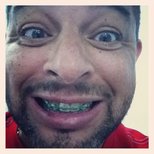 Musico, compositor campeão do Império Serrano e Império da Tijuca para o carnaval 2013, empresario, produtor cultural e de eventos. Dedicado a tudo 24h por dia!