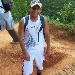 Ingeniero de sistemas, persona seria, responsable, dinámico, enérgico, con  espíritu de lucha. Interesado en conocer chicas y hacer muchos amigos!!!