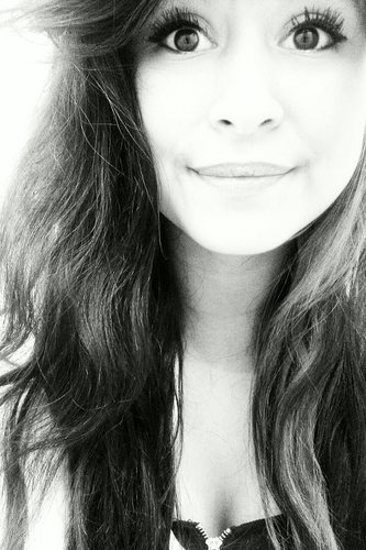 HI! the name is Skye. Even though my name is sky im a down to earth broad lol... I like shoppin', eating and what not blah blah follow! teehee...