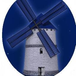 Moulin_Bleu's profile picture. La confianza, como el arte, nunca proviene de tener todas las respuestas, sino de estar abierto a todas la preguntas