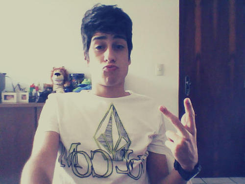 Cannabisss's profile picture. tanta ideia torta corta o efeito da planta.