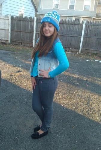 - People Say Love Doesnt Exsist. But It Does. You Jus Gotta Wait For The Right One ; i Love My Baby , He Mean Everything To Me. November 11, 2011 3