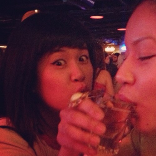 reginatran's profile picture. i really should be working...