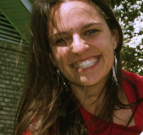 jessicarondina's profile picture. Running, Laughing, Dancing.