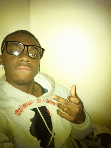 Cassius3Hunna's profile picture. (.)(.)#TeamPretty Boy #TeamConceited #TeamCassius # #TeamFreakNation#TeamLickItBeforeIStickIt