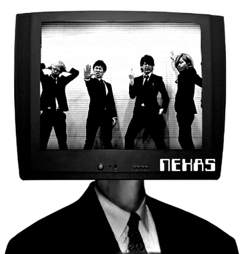 大阪のロックバンド【NEXAS】の公式アカウントが新しくなりました！
HP、youtubeにて楽曲視聴可能！

@SOUTA36 
@KENT_guitar  
@yukkunDRUMS