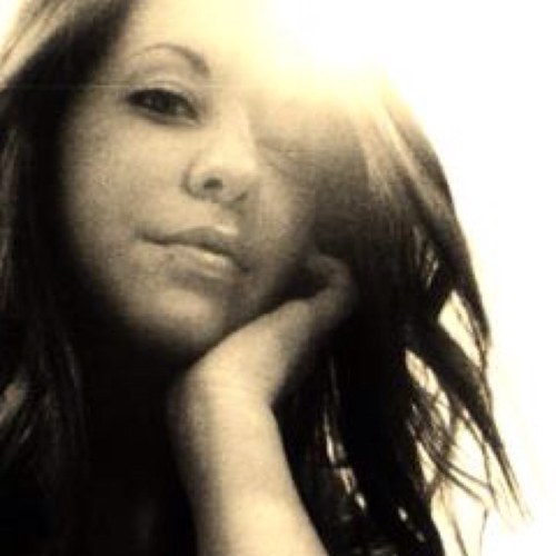 sarahpaul_'s profile picture. 