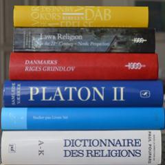 Diskussion om og mellem religion og politik i det 21. århundrede.