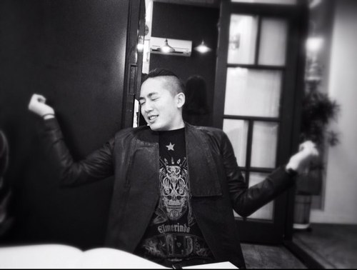 onas0422's profile picture. photographe de mode. paris.