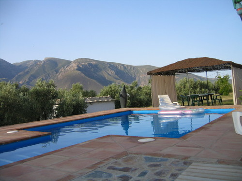 A relaxing retreat in the heart of the Sierra Nevada mountains, what could be better.