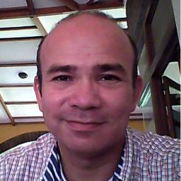 Filósofo de la Universidad Nacional de Colombia, docente, investigador, escritor y literato. Nacido en Cereté (Córdoba) el 15 de julio de 1967.