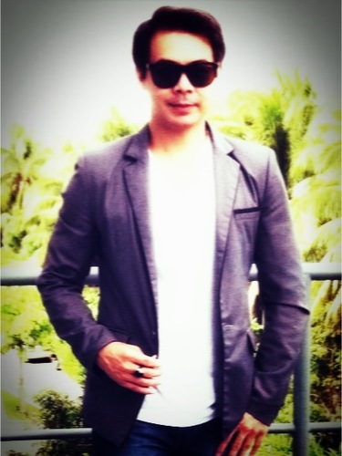 cmocoffee's profile picture. 