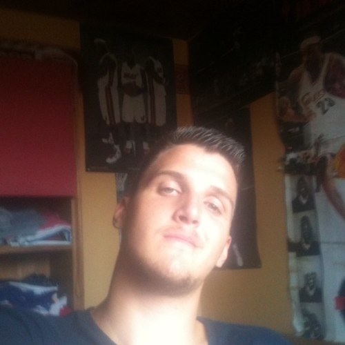 Qflighttime's profile picture. 