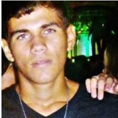 {/ pr. smp vou te amar , nada importa ms nãao , estando do seu lado alegra o meu coração {...} @Minhabebezinhaa s2 '*