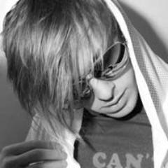 Frontman of @EYEtheBOMB, Owner of @DopePromoUK, Lyricist and Graphic Designer