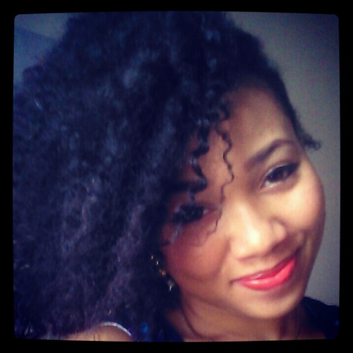 Kinky head, curly girl blogger, LOVER, DREAMER, DOER. http://t.co/1TiSweh1FC