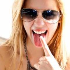 Seus olhos,seu sorriso...é que me deixam fissurada em você!Te amo @sophiaabrahao