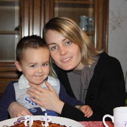 Maman d'Asim enfant enlevé par son père et retenu en Egypte