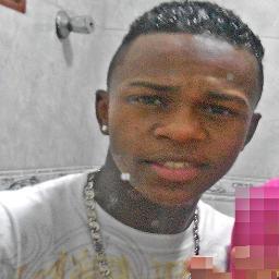 A Vida é Curta. Ame, Beije, Abrace, Brigue, Faça As Pazes, Peça Desculpas, Seja Sincero, Se Entregue,Cuide! Mas Não Deixe De Viver Por Medo.. !