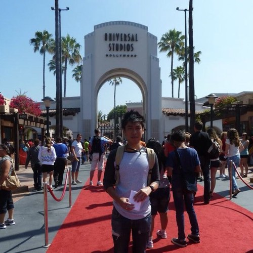 namedcalvin's profile picture. ✈ to 5 continents & 23 countries so far. You gotta risk it to get the biscuit!