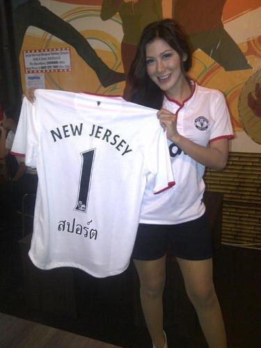 Jual Jersey Bola KW Thailand Top Grade AAA High Quality (Menyerupai Original 98%) PIN: 2A277BF7, NO HP:087788837739, 081281813789 ( ARDI )