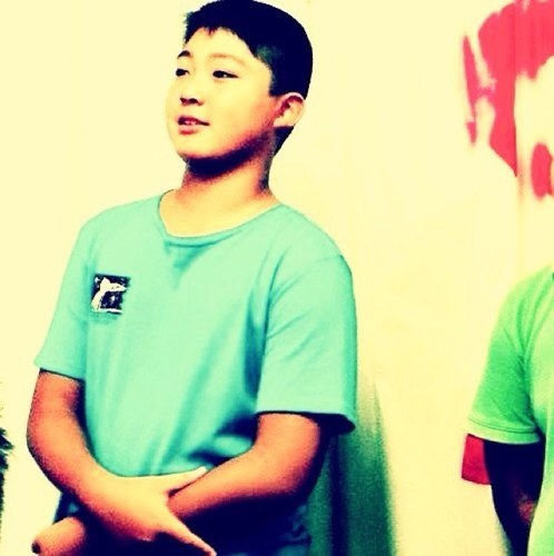 follow me please