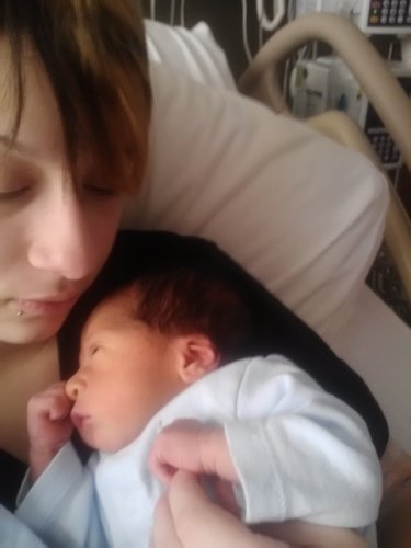 FuzziDino's profile picture. We are all in the gutter but some of us are looking at the stars  -Oscar Wilde