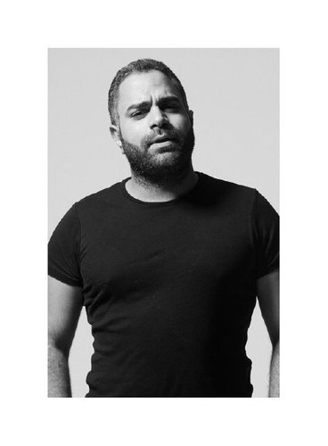 ‏actor على باب اللة
