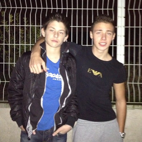 vince7877's profile picture. 