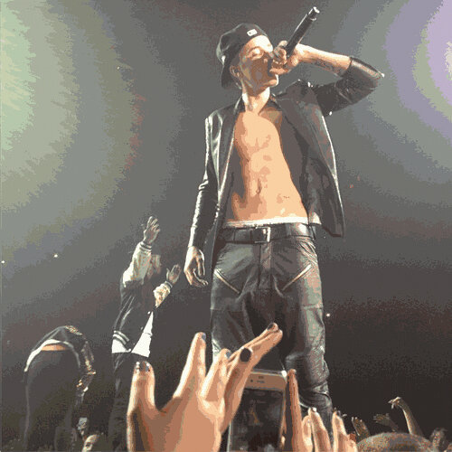 Just a normal teenage girl... madly in love with @justinbieber #Belieber ♡ #JustinBieberSA :D - 12 May ♥