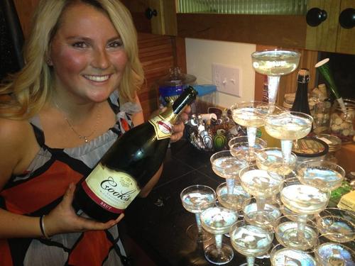 sweetlounasty's profile picture. I'm a little teapot. Short and stout.