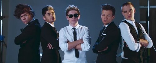 CarambaOlsen's profile picture. Things to do today: 1. Get up 2. Think of One Direction 3. Go to bed