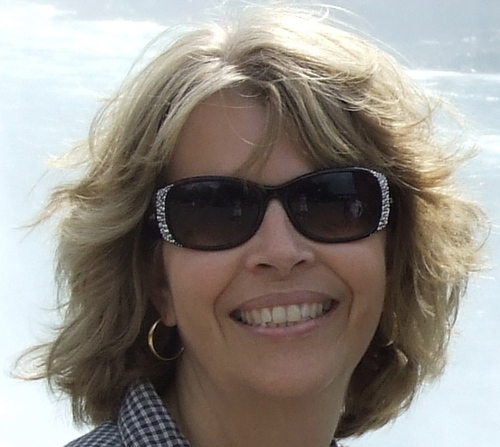 ecJEWELES's profile picture. 