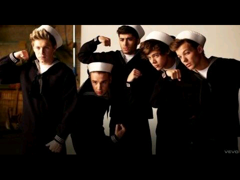 onedirectioncrewnl@hotmail.com