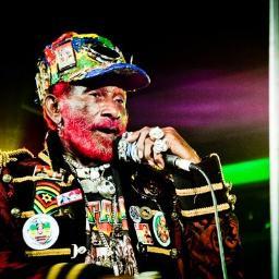 do funk ao jazz; do afrobeat ao reggae; do rap ao samba. só lombra fina.