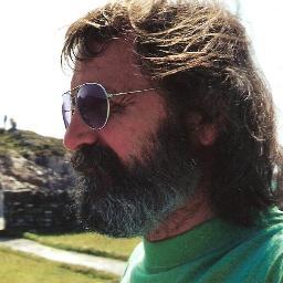 Prozaik poeta kompozytor muzyk grafik malarz. Wydał, https://t.co/eGUOTbVexD.: AMARANT- https://t.co/tJ3rXSYv5W - BESTIARIUM - https://t.co/F5tMHY0WOS -Jest w Antologi Poetów Polskich - https://t.co/RInCudUQNw
