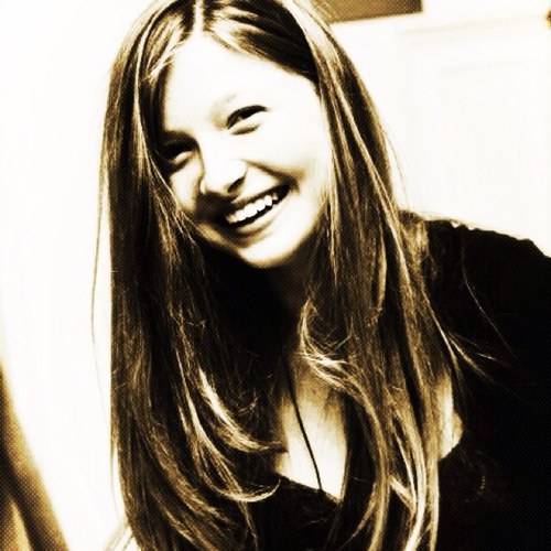 Nineth grader, dirty blonde, heartbroken and crazy. 
Everyday I'm Dumbledore.