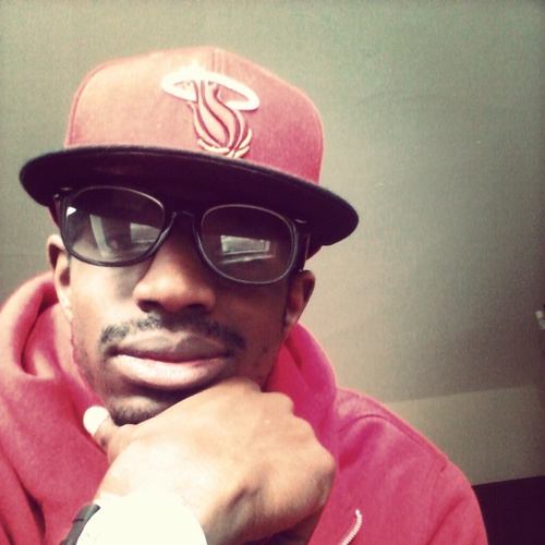 Beelittle85's profile picture. they gonna love me for my ambition