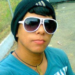 Edduber18's profile picture. Amante a las Cosas Nuevas. Cantante.
Lleno de Alegría, para compartir así que sencillo Sígueme y te sigo!!