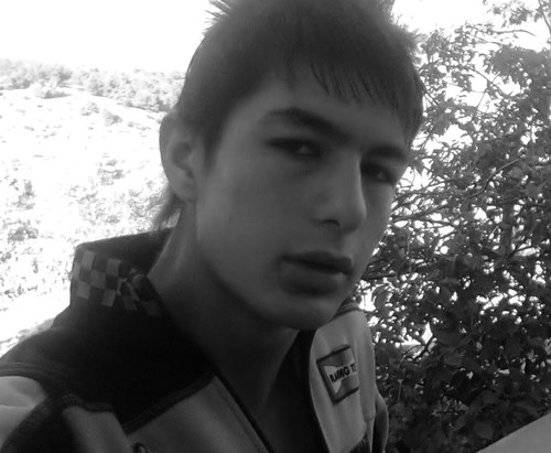 ögrenci :D

http://t.co/IcX9lANI