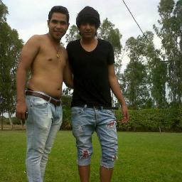 te amo demasiado hermano, casi 2años contigo, ERES EL MEJOR DE TODOS, tu hermana te ama mucho, y firmo aca♥