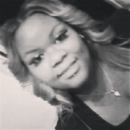 #TeamAries| #TeamYellaBihh
    -GoldHair -YellaBihh
•Point_Blank.Period
Ruzzle:Yella_Yellaa

Fllw Mii On #Instagram @Yella_Yella