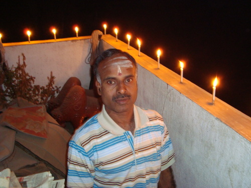 TVS STAFF,NATIVE MADURAI SETTLED AT HOSUR,MARRIED.