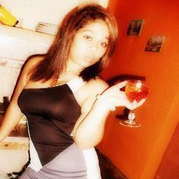 Un beso cuando hay amor es muestra de pasión y cuando ya se acabó el amor sólo es un recordatorio para seguir sufriendo por aquellos buenos momentos.