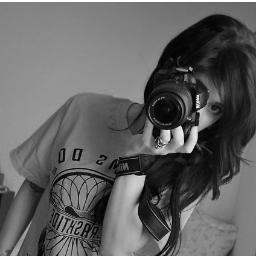 Twitter relacionado a fanpage do facebook, postamos frases, músicas, fotografias e citações.