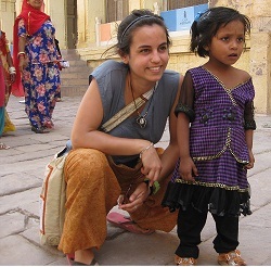 Agarlii's profile picture. Els retuits no vol dir que estigui d'acord amb el que diuen, son només això, retuits.