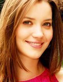 Atualmente sou protagonista da novela Paraíso, onde interpreto Maria Rita (Santinha).