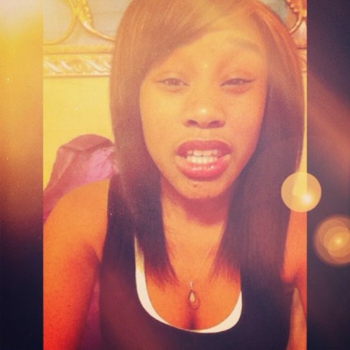 Ayee!. hit that follow button !. Then go follow my bestie @Made_for_Life:)
