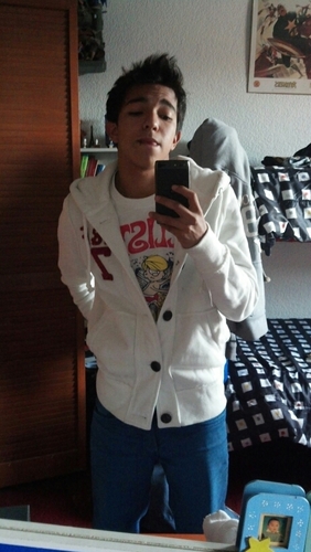 EmmanuuelMC's profile picture. Solo yo :) Dame follow y veras lo que pasa