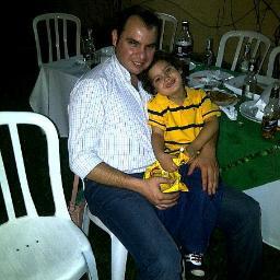 Abogado, Papa de Facundo Sebastian, colorado y Luqueño.